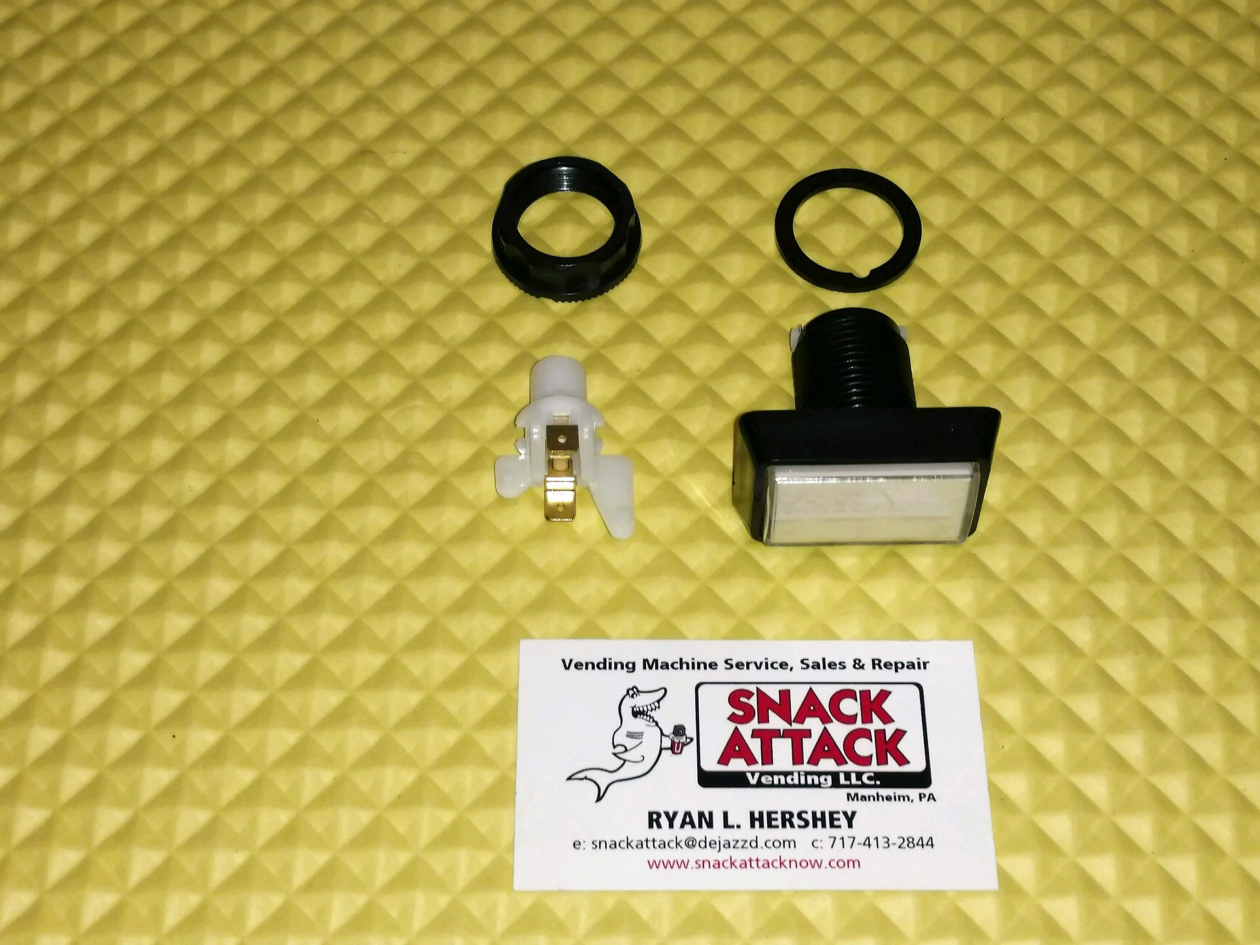 ROYAL VENDORS 650 SODA VENDING MACHINE SELECTION BUTTON ASSEMBLY