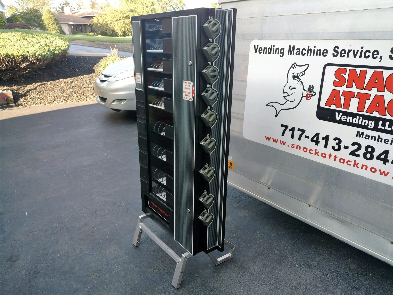 ANTARES SNACK VENDING MACHINE STAND Free Ship! 