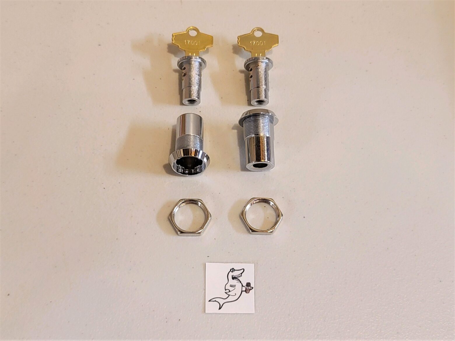 Northwestern Eagle 2 Nuts 1/4 Thread A&A Keys HOUSING Oak KOMET Gumball Machine #17001 Locks 
