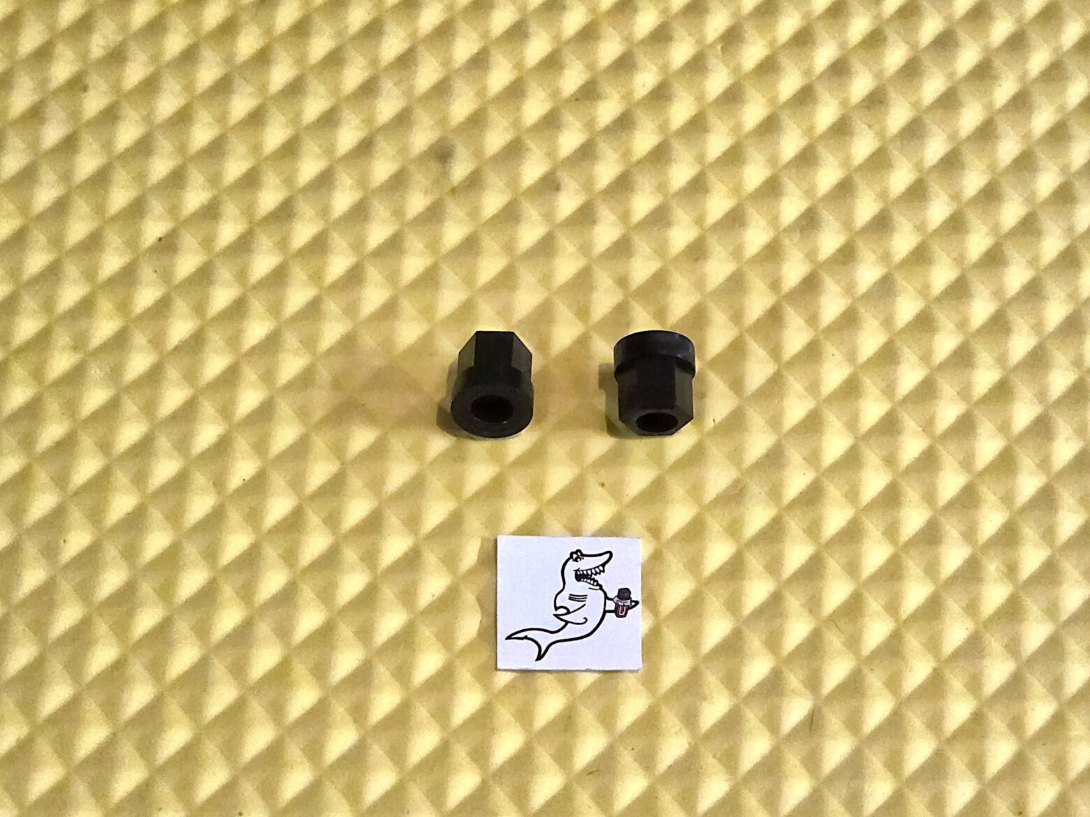(2) FSI, USI, Wittern CB300, CB500, CB700 / 3172, 3179, 3189, 3151, 3155, 3505, 3500, 3502 SODA MACHINE VEND MOTOR ROTOR MOUNT PINS