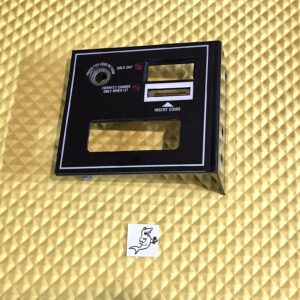 ROYAL VENDORS 650 MERLIN 4 LIVE DISPLAY SODA MACHINE COIN INSERT BEZEL ASSEMBLY / Used